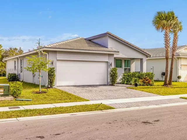 Продажа дома по адресу 4242 Rosa Dr - фото 6870467