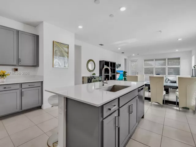 Продажа дома по адресу 4242 Rosa Dr - фото 6870454