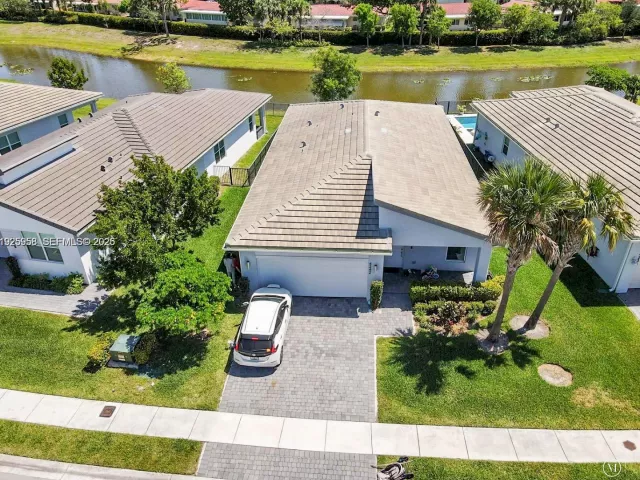 Продажа дома по адресу 4242 Rosa Dr - фото 6870472