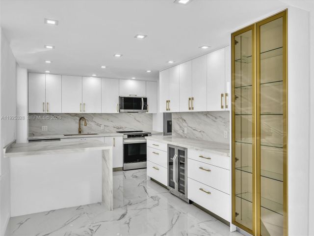 Продажа квартиры #712 - фото 6883183