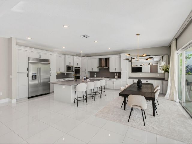 Дом в аренду по адресу 19886 Meadowside Lane - фото 6865006