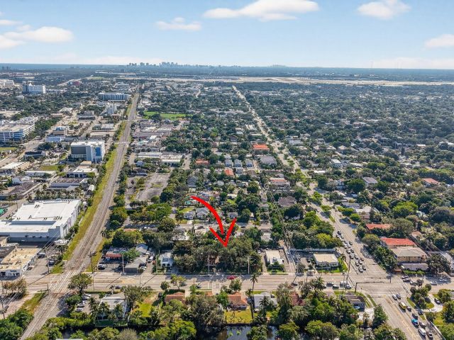 Продажа дома по адресу 314 SW 12th Street - фото 6868903