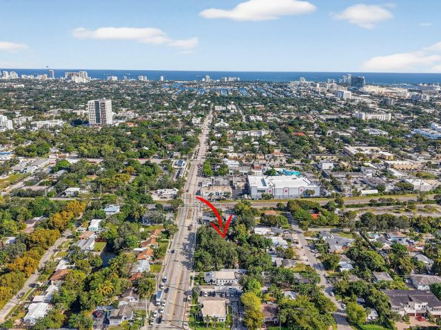 Продажа дома по адресу 314 SW 12th Street - фото 6868908