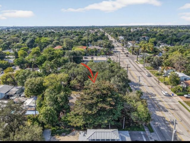 Продажа дома по адресу 314 SW 12th Street - фото 6868919