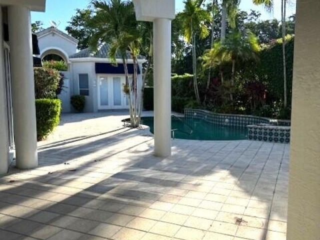 Продажа дома по адресу 3529 NW Clubside Circle - фото 6865030