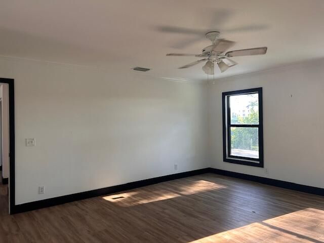 Продажа дома по адресу 2901 Embassy Drive - фото 6864972