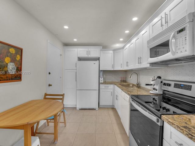 Квартира в аренду номер413 - фото 6864425