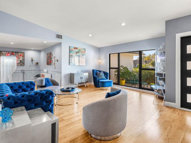 Продажа дома по адресу 10174 Crosswind Road - фото 6865046