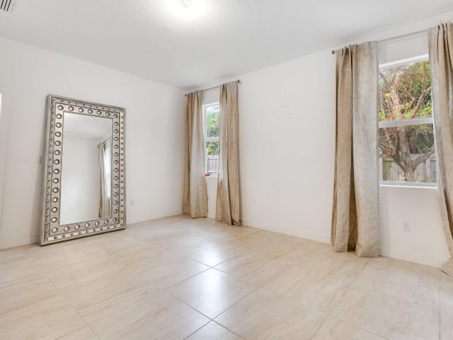 Продажа дома по адресу 2444 Timber Forest Drive - фото 6865596