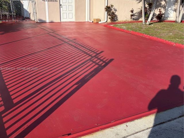 Дом в аренду по адресу 325 NW 193rd Ter - фото 7436777