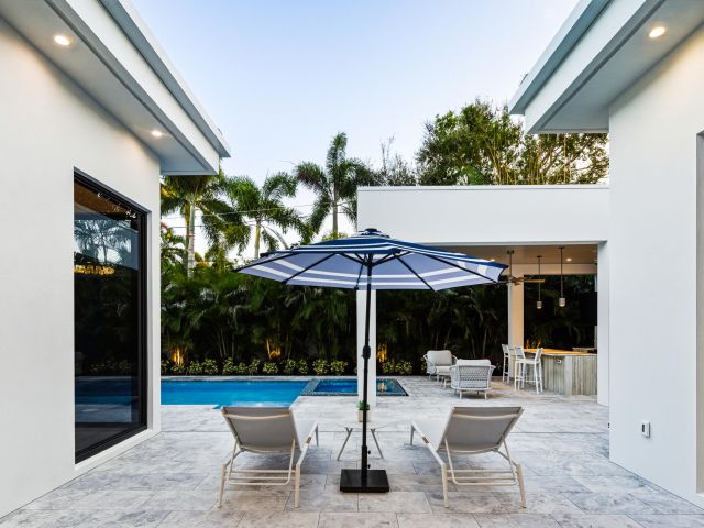 Продажа дома по адресу 334 NE 3rd Street - фото 6865535