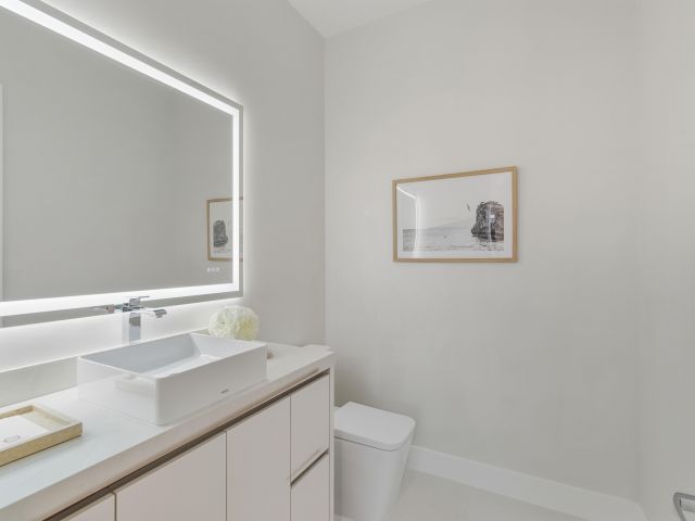 Продажа дома по адресу 334 NE 3rd Street - фото 6865542