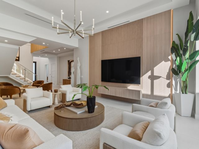 Продажа дома по адресу 334 NE 3rd Street - фото 6865550