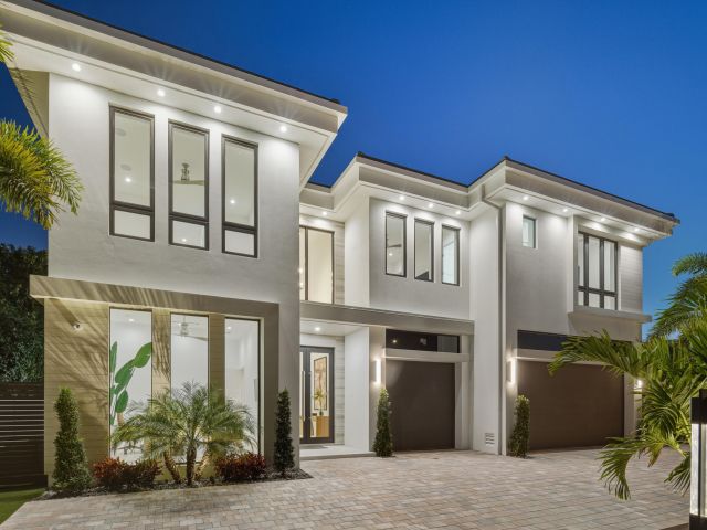 Продажа дома по адресу 334 NE 3rd Street - фото 6865554