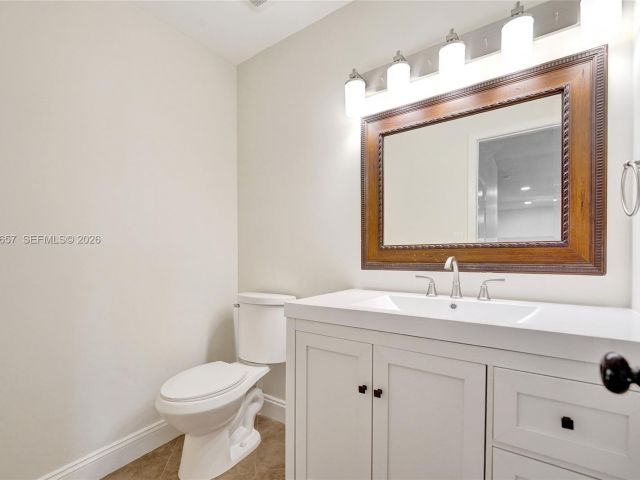 Дом в аренду по адресу 9340 SW 61st Way B - фото 7452794