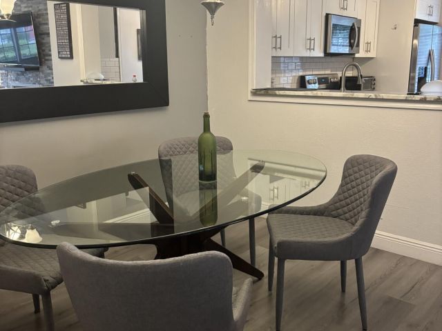 Дом в аренду по адресу 5048 Heatherhill Lane 2 - фото 6894767