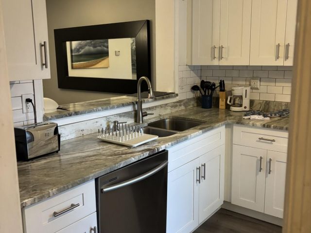 Дом в аренду по адресу 5048 Heatherhill Lane 2 - фото 6894772