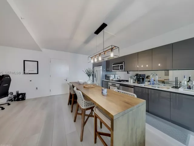 Продажа квартиры #2506 - фото 6869272