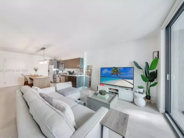 Продажа квартиры #2506 - фото 6869273