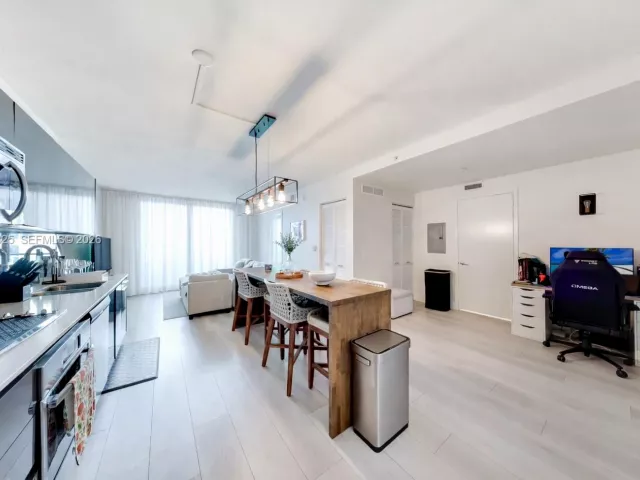 Продажа квартиры #2506 - фото 6869274