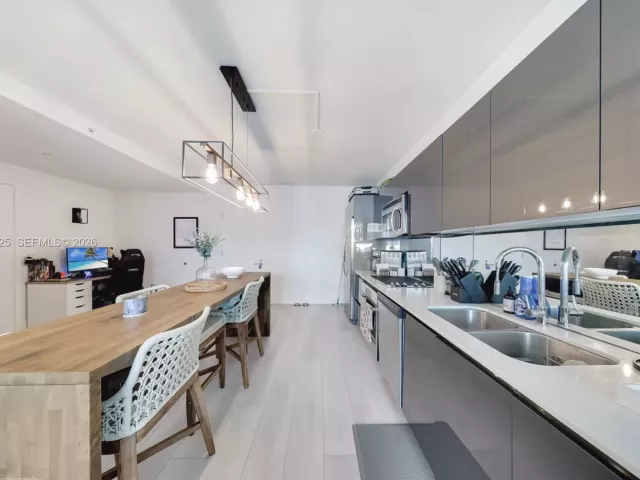 Продажа квартиры #2506 - фото 6869275