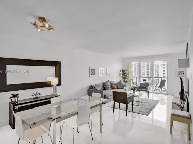 Продажа квартиры #1504 - фото 6869462