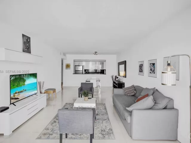 Продажа квартиры #1504 - фото 6869463