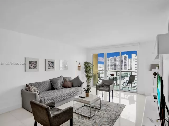 Продажа квартиры #1504 - фото 6869465