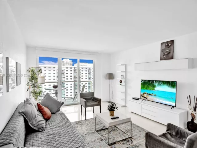 Продажа квартиры #1504 - фото 6869466