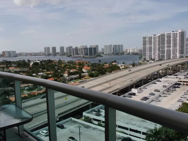 Продажа квартиры #1504 - фото 6869468