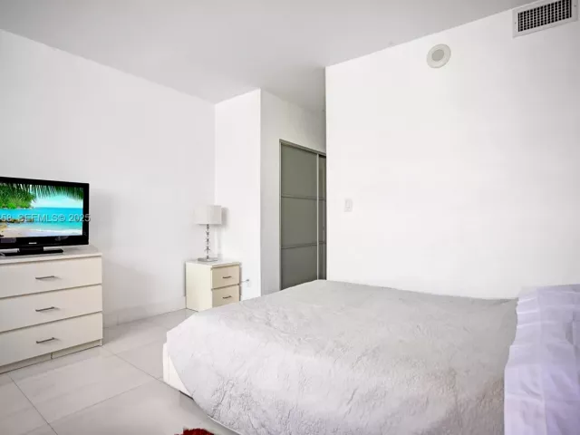 Продажа квартиры #1504 - фото 6869454