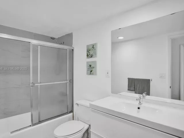 Продажа квартиры #1504 - фото 6869456