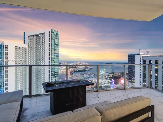 Продажа квартиры #4009 - фото 6876738