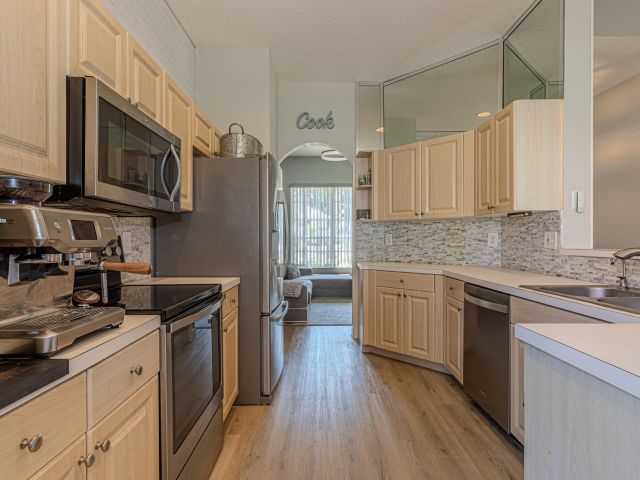 Продажа дома по адресу 13664 Kiltie Court - фото 6883779