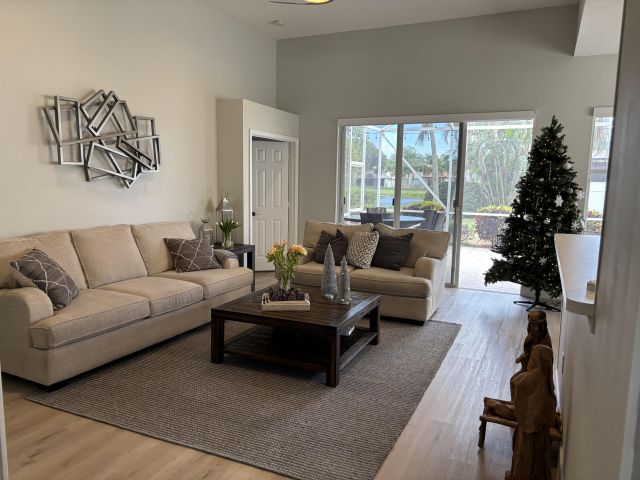 Продажа дома по адресу 13664 Kiltie Court - фото 6883784