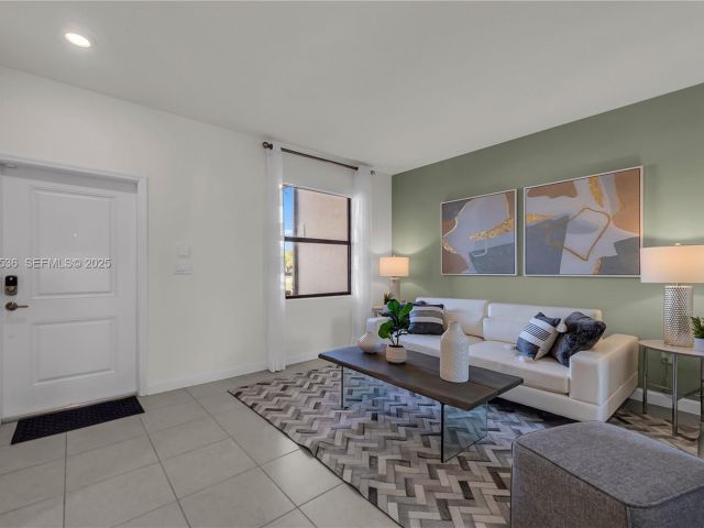 Продажа дома по адресу 12980 SW 233rd Ter - фото 7503859