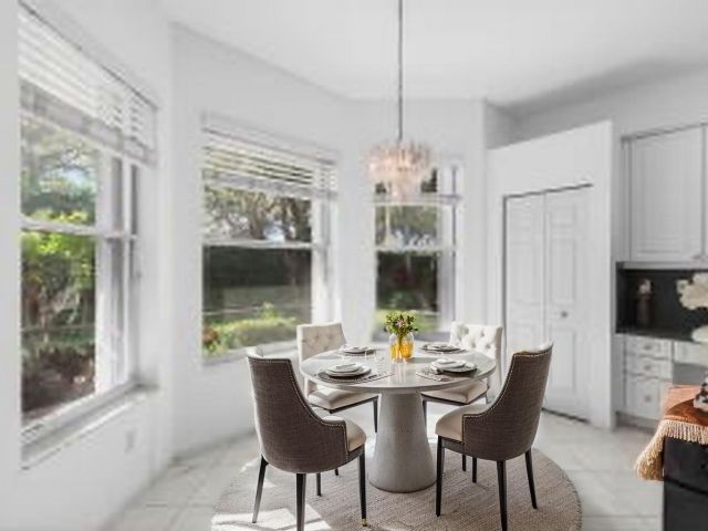 Продажа дома по адресу 7102 Prado Lake Drive - фото 6876552