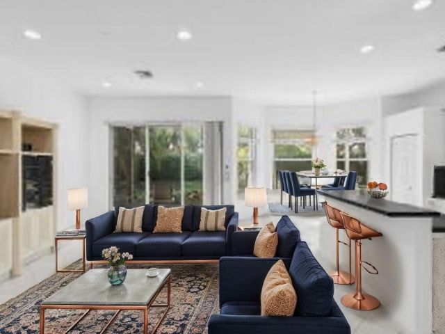 Продажа дома по адресу 7102 Prado Lake Drive - фото 6876557