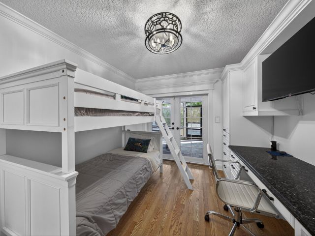 Продажа дома по адресу 1248 SE 8th Street - фото 6909714