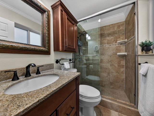 Продажа дома по адресу 1248 SE 8th Street - фото 6909717