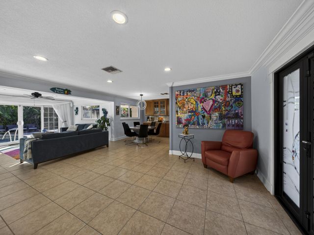 Продажа дома по адресу 1248 SE 8th Street - фото 6909724