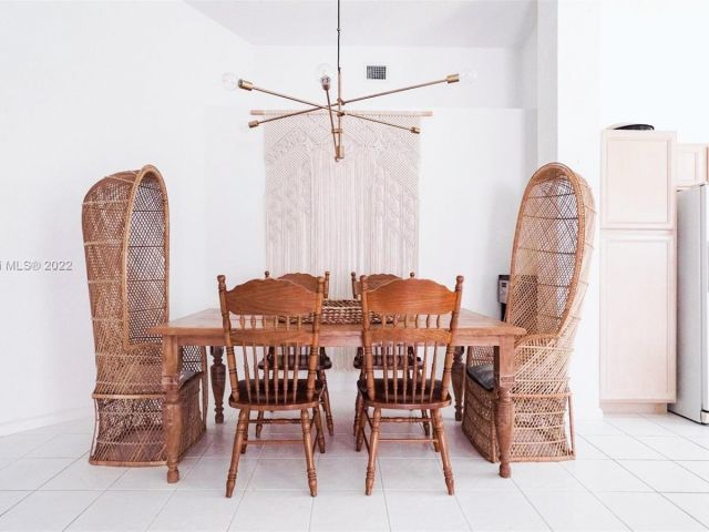 Дом в аренду по адресу 5449 Grande Palm Circle - фото 6869896