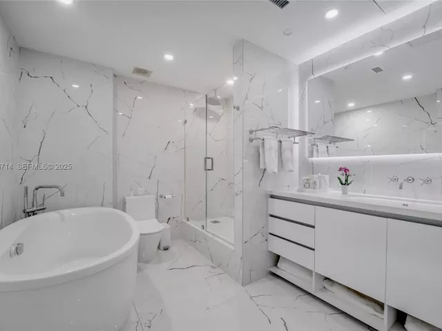 Продажа квартиры #1625 - фото 6871119