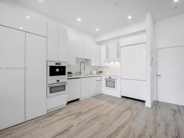 Продажа квартиры #1625 - фото 6871121