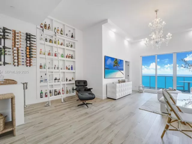 Продажа квартиры #1625 - фото 6871125