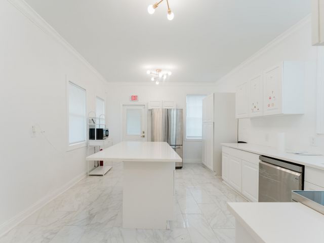 Дом в аренду по адресу 700 E Palmetto Park Road - фото 6895174