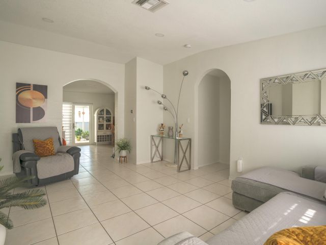 Продажа дома по адресу 13257 SW 277th Terrace - фото 6880717