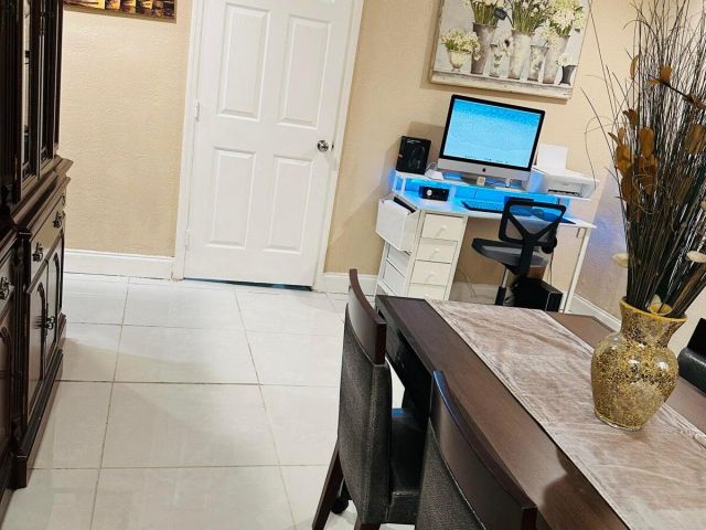 Дом в аренду по адресу 833 Briggs Street Street - фото 6894241