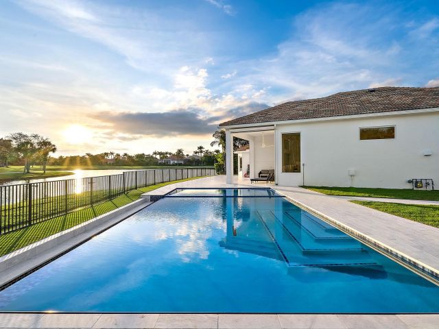 Продажа дома по адресу 10284 Sand Cay Lane - фото 6894026