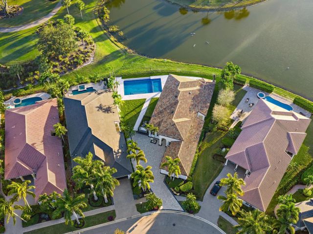 Продажа дома по адресу 10284 Sand Cay Lane - фото 6894032